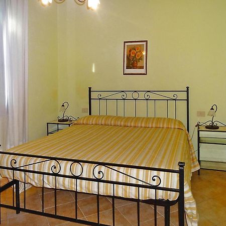 Hesse Farm Holiday Borgo Pinete Le Vedute ภายนอก รูปภาพ